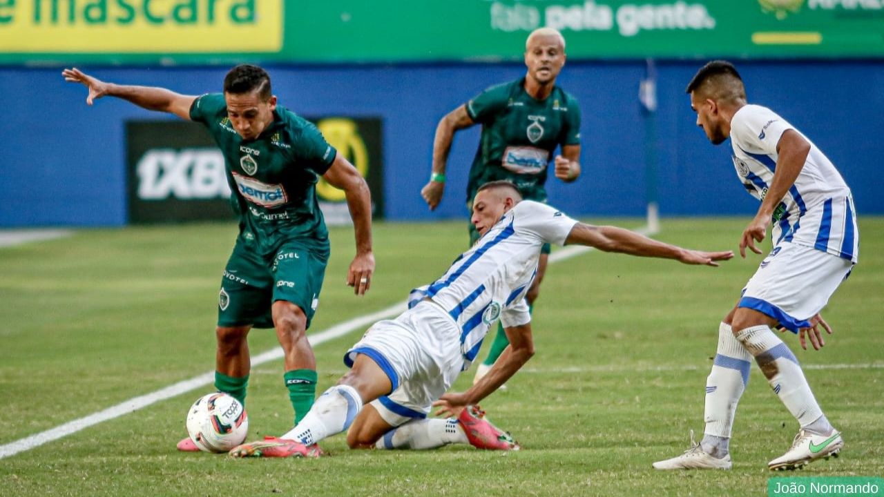 Com Arena da Amazônia sem laudo, partida entre Manaus e Confiança