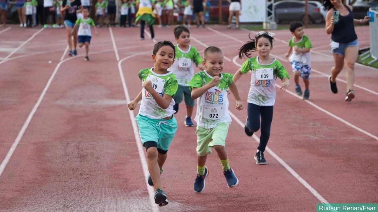 Com o tema Corrida Ecológica, Maratona Kids agitou a Vila