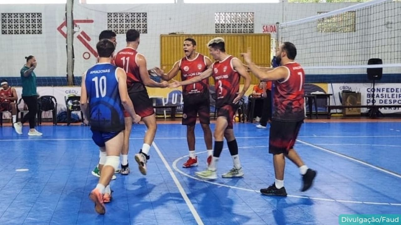 durante o jogo de vôlei as equipes etapa em 2 a 2 será disputado o quinto e  o último para saber qual 