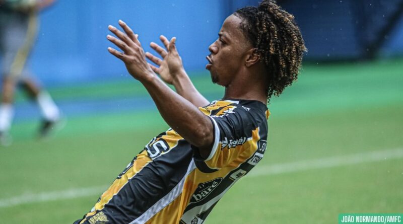 Pra história! Com golaço de Ênio, Amazonas vence o Santos e conquista primeira vitória na Série B