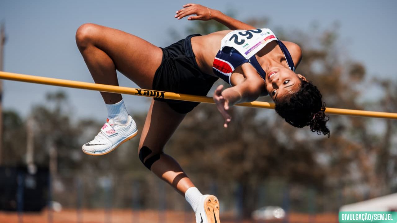 Atleta amazonense Sarah Letícia conquista prata no salto em altura e celebra apoio do programa “Manaus Olímpica”