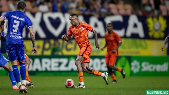 Zagueiro Diego Clemente renova e segue para quarta temporada no Manauara