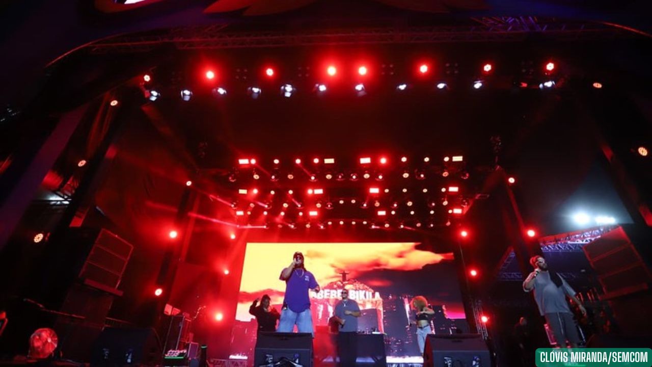 #SouManaus 2025: BK e representantes do rap manauara agitam o público no segundo dia do palco Alfândega