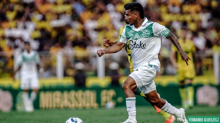 Negueba celebra oportunidade histórica após estreia na Série A: “Representar minha terra me deixa alegre e orgulhoso”