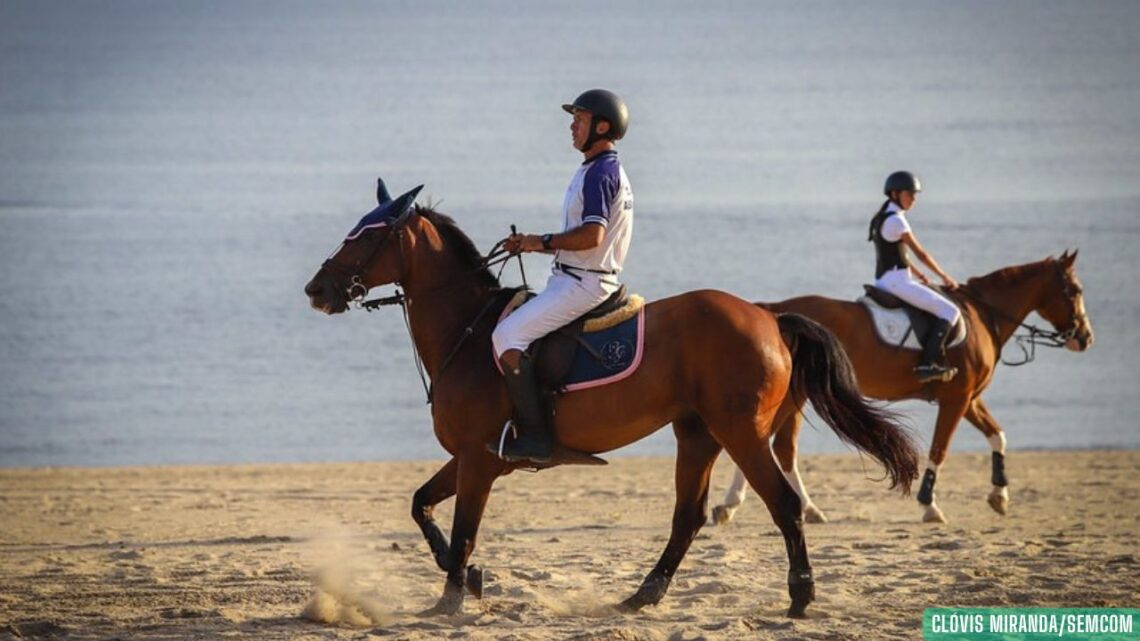 Prefeito David Almeida leva esporte equestre pela primeira vez à Ponta Negra e transforma a orla em palco de grandes competições