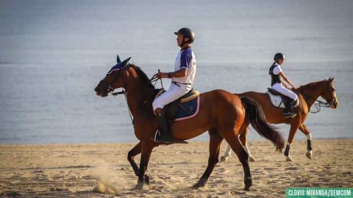 Prefeito David Almeida leva esporte equestre pela primeira vez à Ponta Negra e transforma a orla em palco de grandes competições