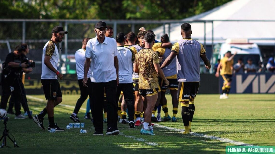 Em reestreia de Lana, Amazonas bate o Cuiabá no Zamith por 2 a 0 e segue vivo na Série B