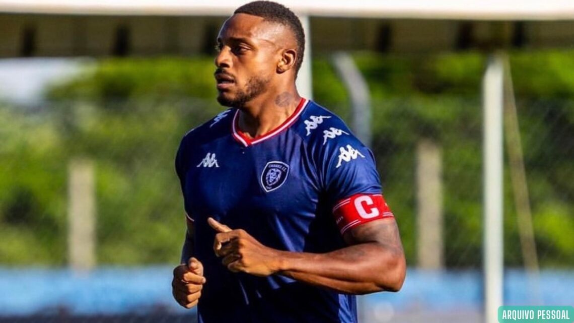 Ex-Monte Azul-SP, Handerson reforça a zaga do Manaus para a temporada 2026