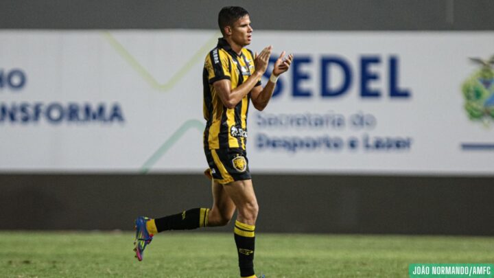 “Sigo motivado para ajudar o clube a alcançar seus objetivos em 2026”, diz Erick Varão ao renovar com o Amazonas