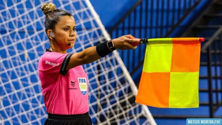 Amazonense Anne Kesy entra para o primeiro quadro profissional da arbitragem da CBF