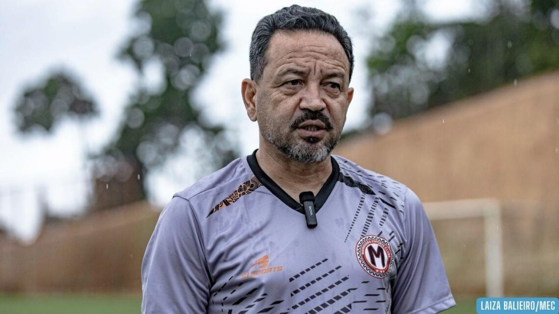 Manauara anuncia Paulinho Kobayashi como novo técnico para a sequência da temporada