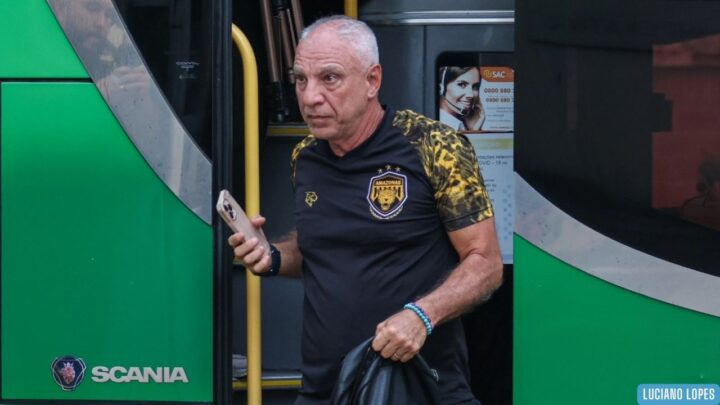 “Conseguimos equilibrar a parte ofensiva com a defensiva”, destaca Márcio Fernandes após classificação do Amazonas na Copa do Brasil