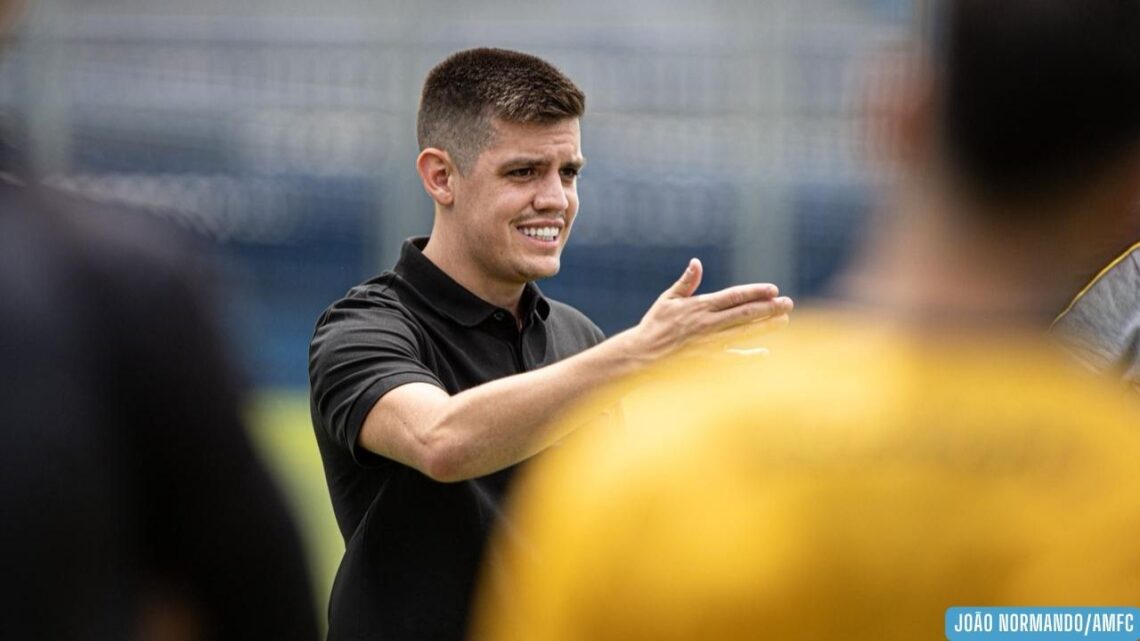 Amazonas FC apresenta Matheus Pinheiro como novo executivo de futebol