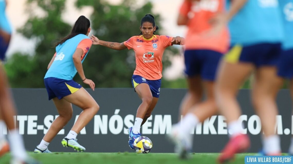 Marília celebra retorno à Seleção e boa fase no Cruzeiro: “Muito feliz por estar de volta”