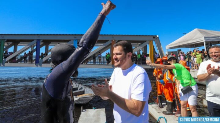 Prefeito Renato Junior recebe ‘Homem-Peixe’ no mirante Lúcia Almeida e reforça compromisso ambiental na Amazônia