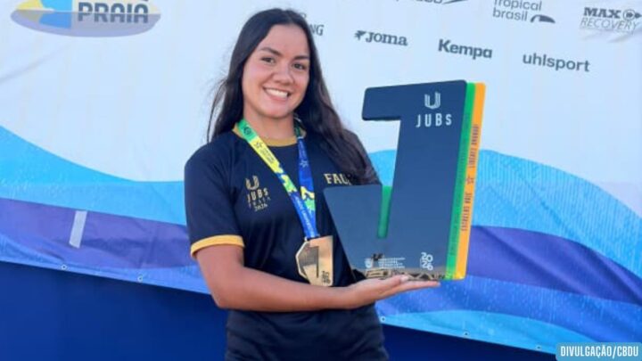 Nadadora amazonense é ouro dos JUBs Praia 2026, no Espírito Santo