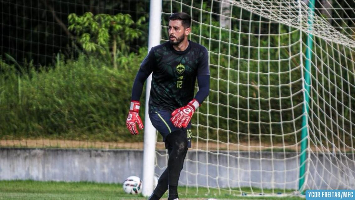 William celebra sequência no gol do Manaus: “A oportunidade não fala quando vai chegar”