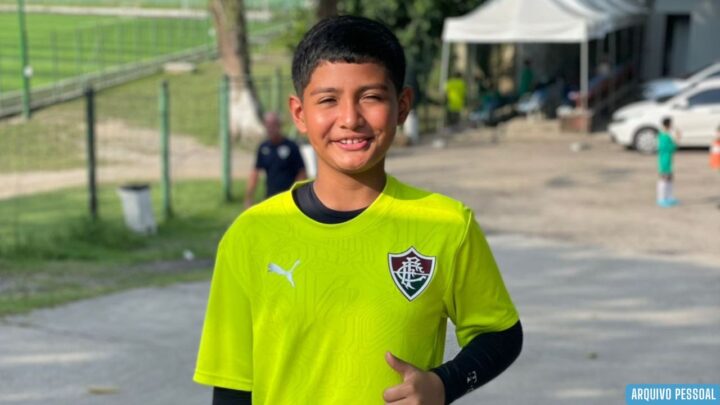 Goleiro amazonense Henry Gabriel se apresenta para integrar base do Fluminense