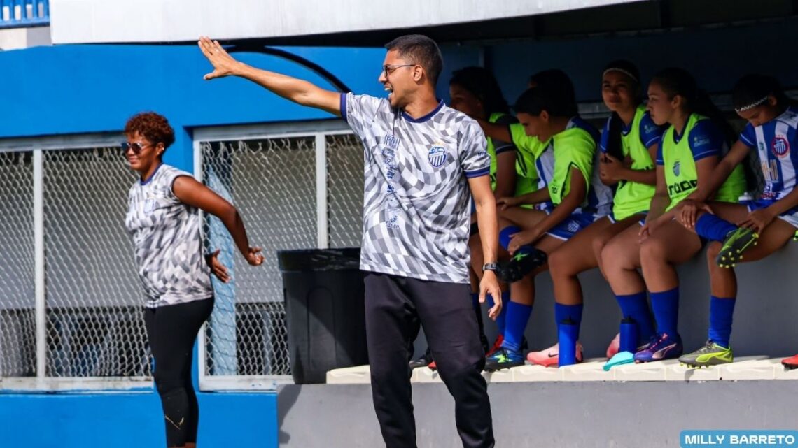 Técnico Carlos Daniel alcança segunda final em menos de um ano no futebol feminino: “Consequência do trabalho diário”
