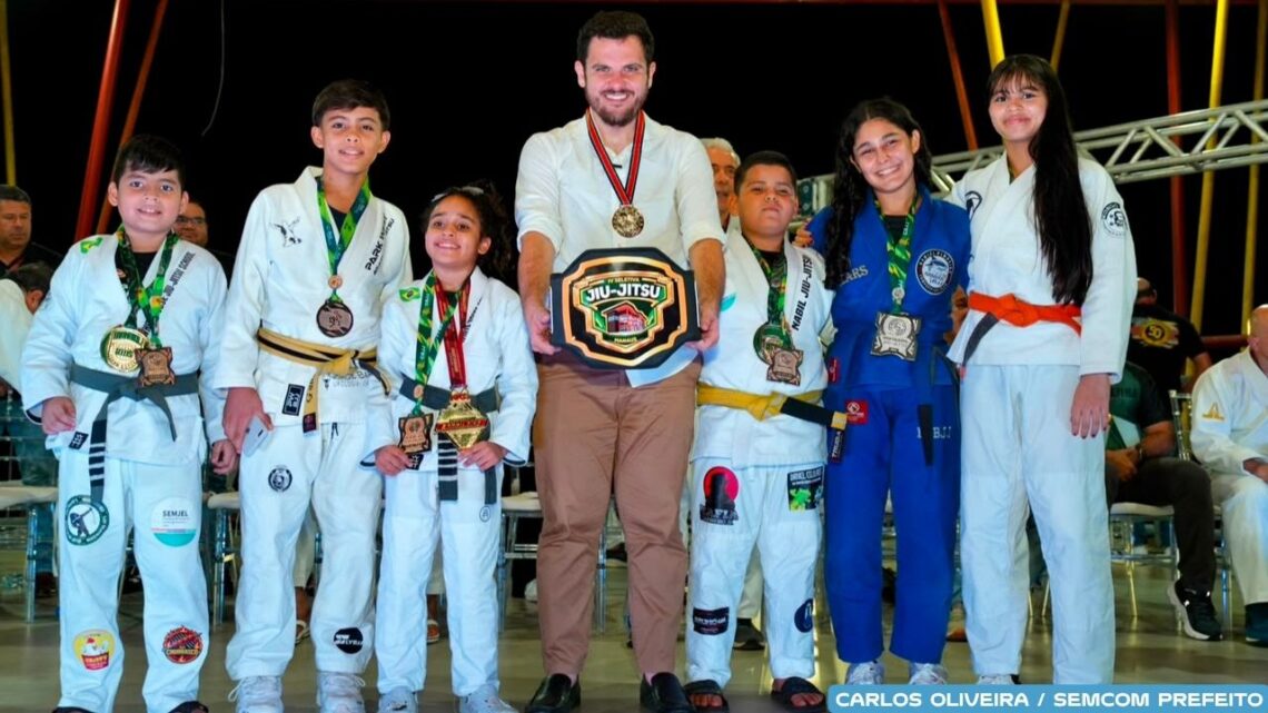 Prefeito Renato Junior participa do Jubileu de Ouro do Jiu-Jítsu e anuncia ampliação para 150 atletas beneficiados com apoio para competições