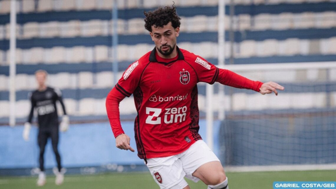Amazonas FC regulariza meia Guty, ex-Brasil de Pelotas-RS, e ganha mais uma opção para reta final da Série C