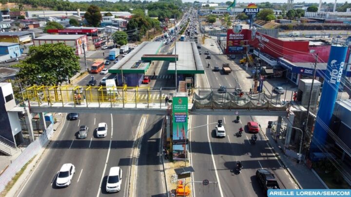 Prefeitura de Manaus avança em mais de 70% da obra da passarela Santos Dumont
