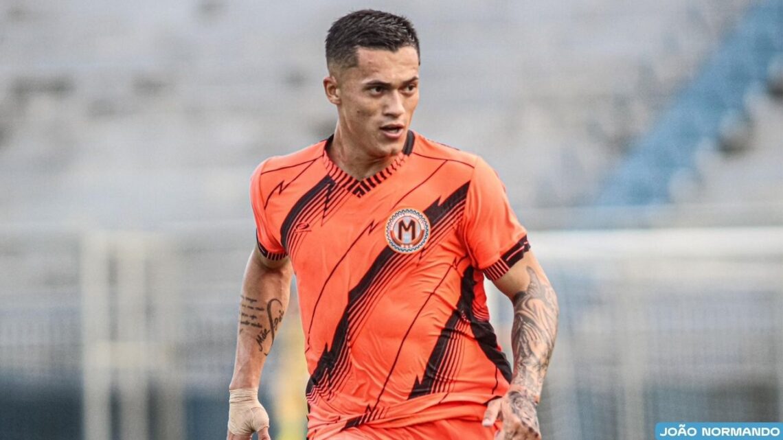 Manaus FC anuncia atacante Xandy, ex-Monte Roraima e Manauara, para 2027