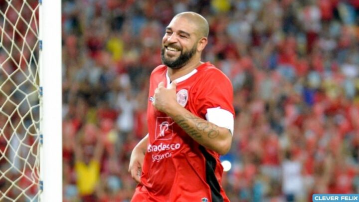 Imperador em Manaus: ex-atacante será anfitrião do Jogo das Estrelas 2026 no dia 12 de dezembro
